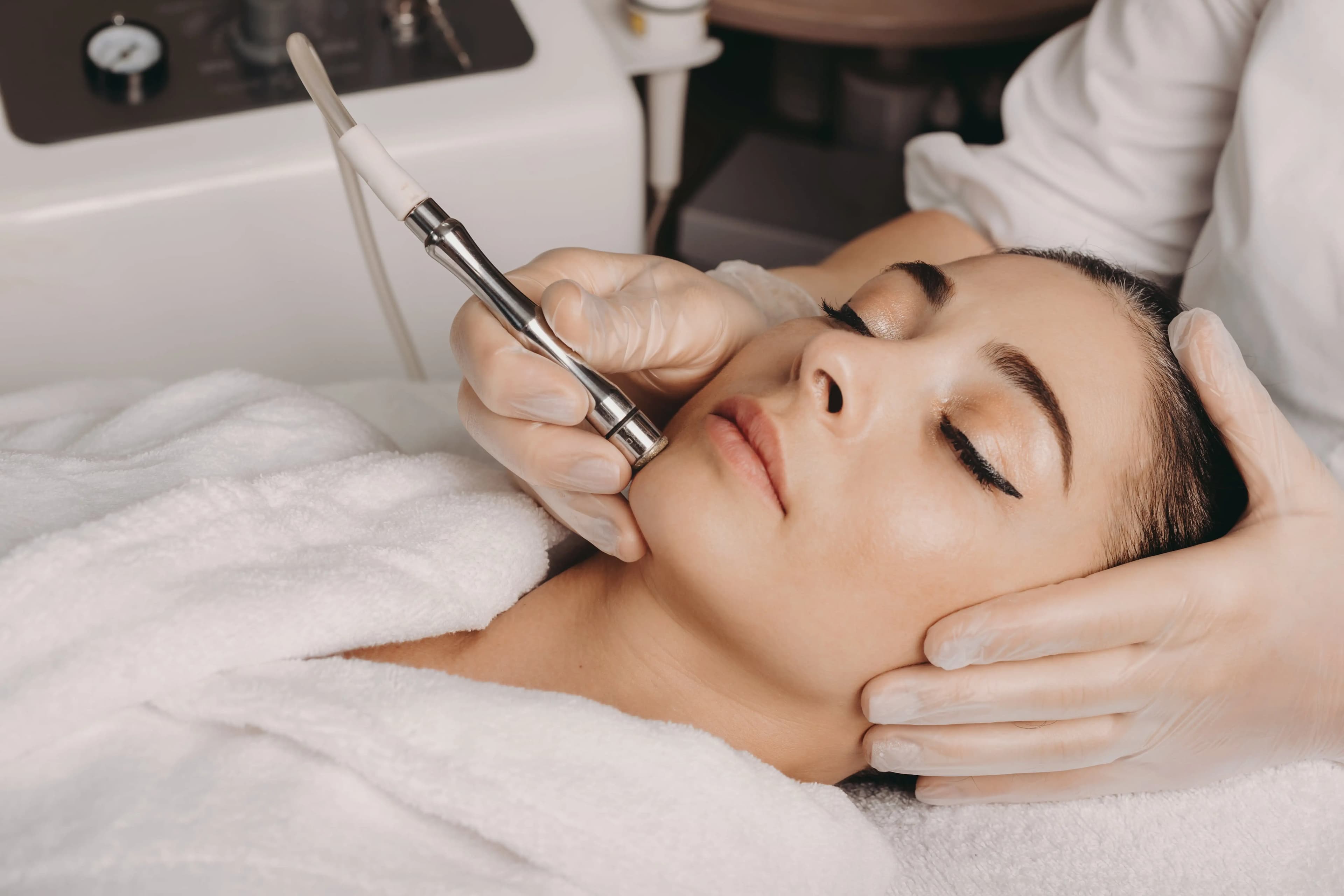 Signature HydraFacial