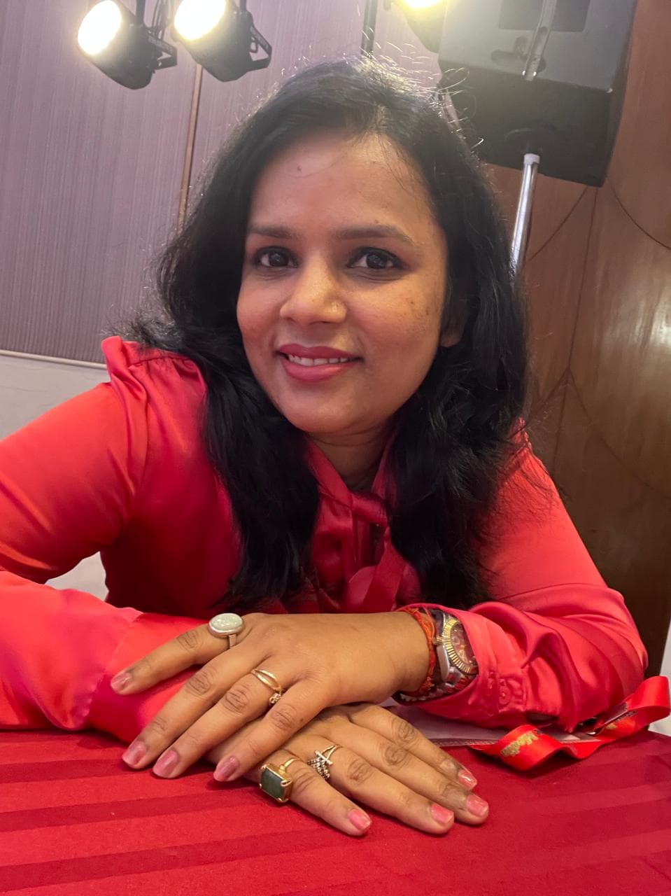 Dr Nidhi Khandelwale